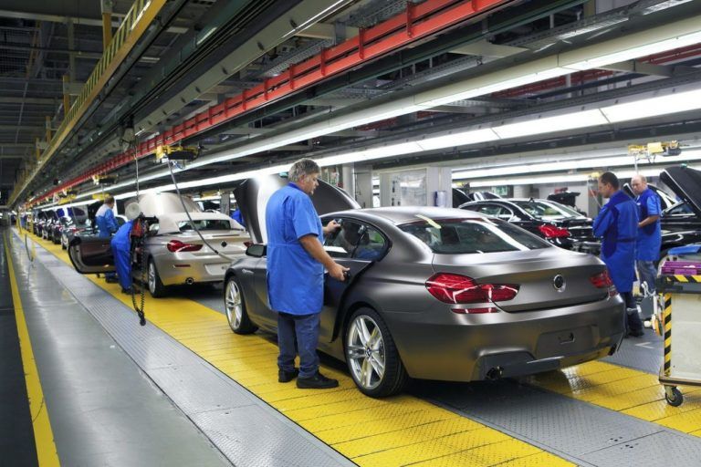 BMW отказалась от строительства завода в России