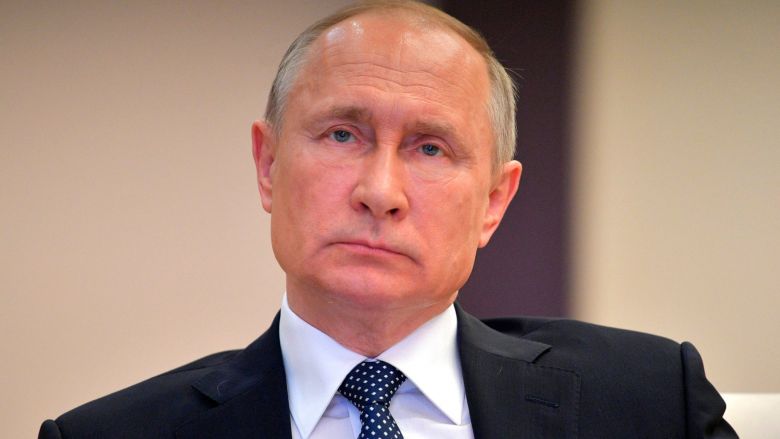 В Кремле заявили, что компании, увольняющие сотрудников, не смогут рассчитывать на госпомощь В Кремле заявили, что компании, увольняющие сотрудников, не смогут рассчитывать на госпомощь